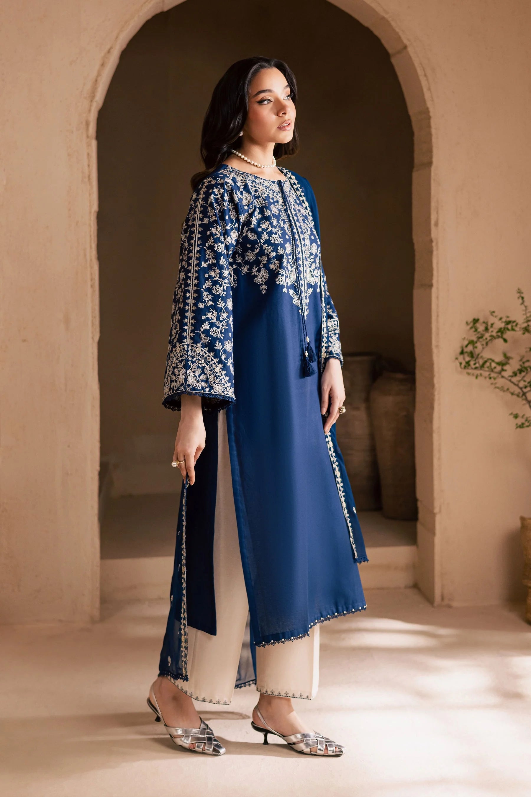 BATIK - 3PC LAWN  EMBROIDERED SHIRT WITH CHIFFON EMBROIDERED DUPATTA AND EMB TROUSER | KF-4621
