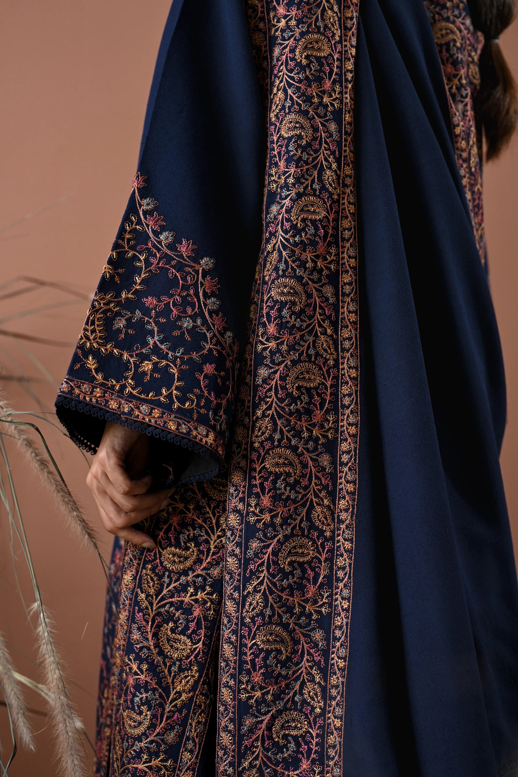 BATIK - 3PC LAWN EMBROIDERED SHIRT WITH LAWN EMBROIDERED DUPATTA AND TROUSER | KF-4681