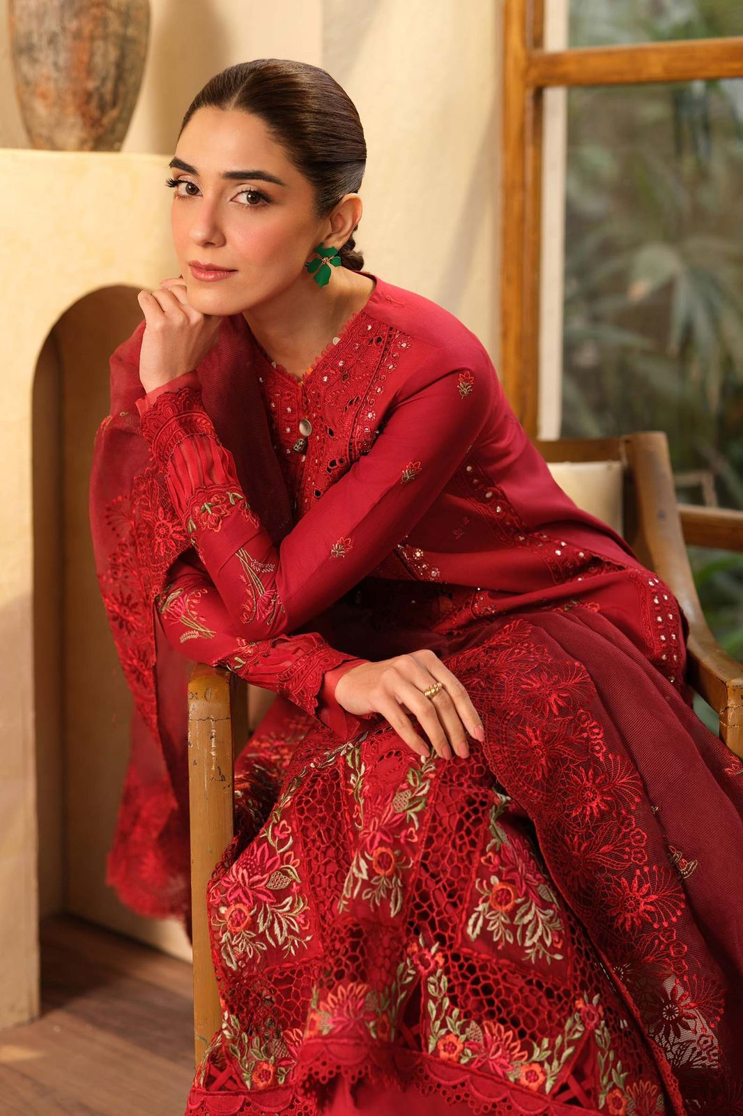 QALAMQAR - 3PC LAWN EMBROIDERED SHIRT WITH KHADDI NET EMBROIDERED DUPATTA AND TROUSER | KF-4709