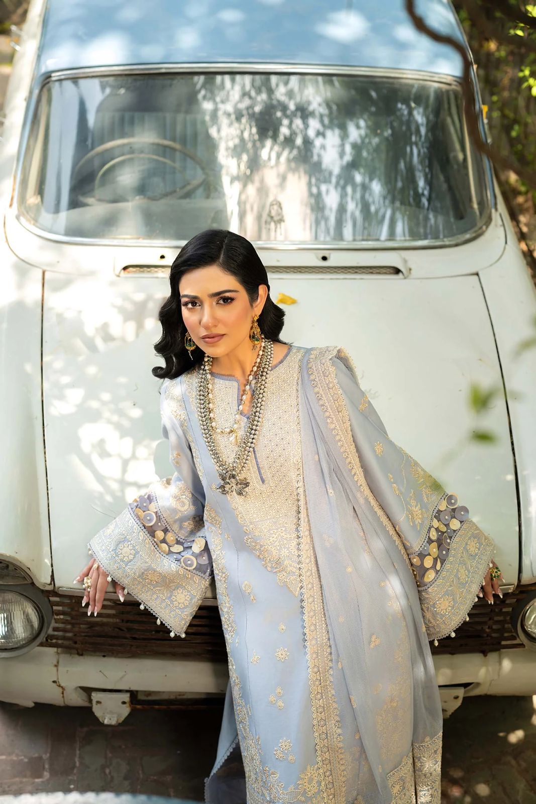 ETHNC-3PC LAWN EMBROIDERED SHIRT WITH ORGANZA EMBROIDERED DUPATTA AND TROUSER | KF-4710