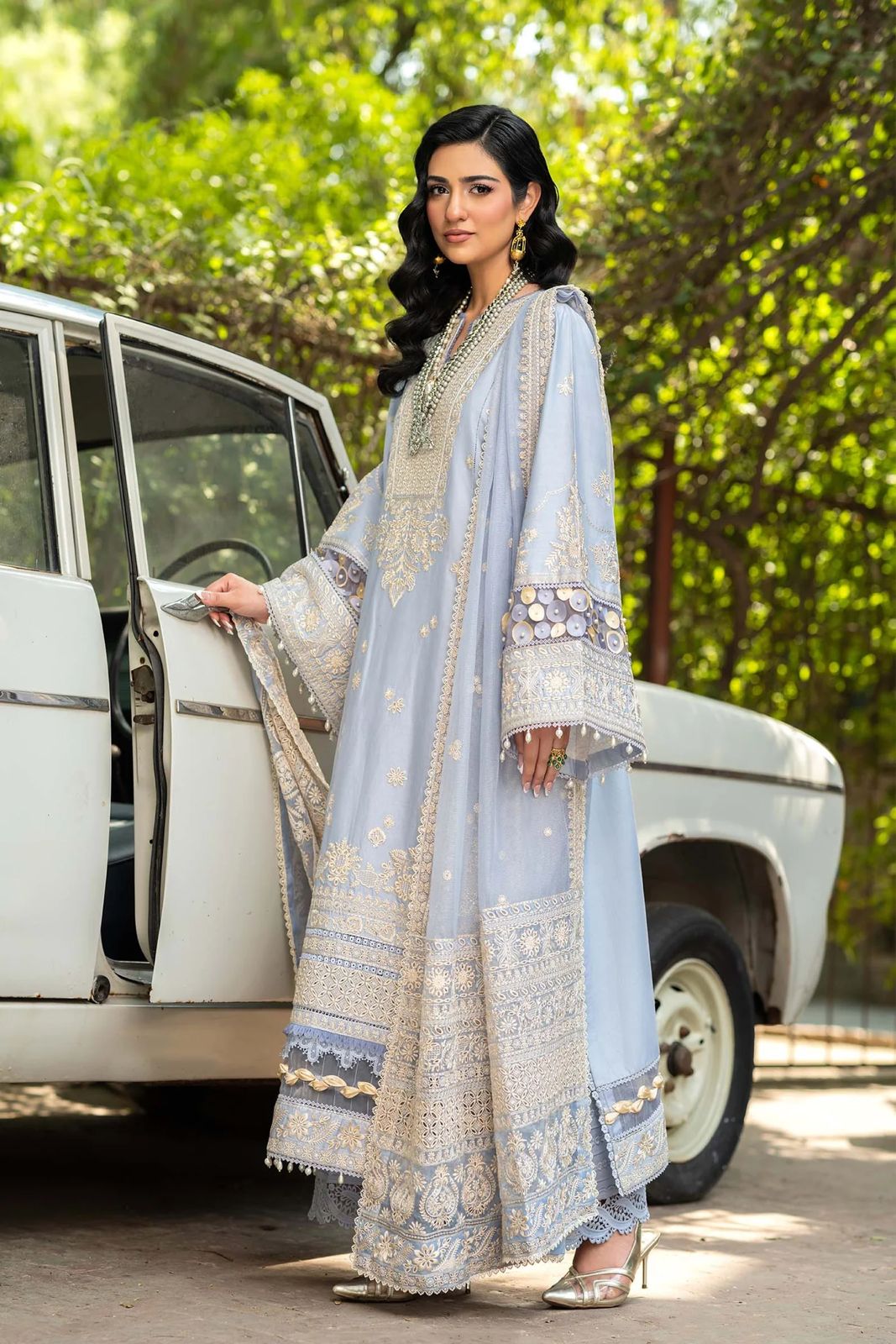 ETHNC-3PC LAWN EMBROIDERED SHIRT WITH ORGANZA EMBROIDERED DUPATTA AND TROUSER | KF-4710
