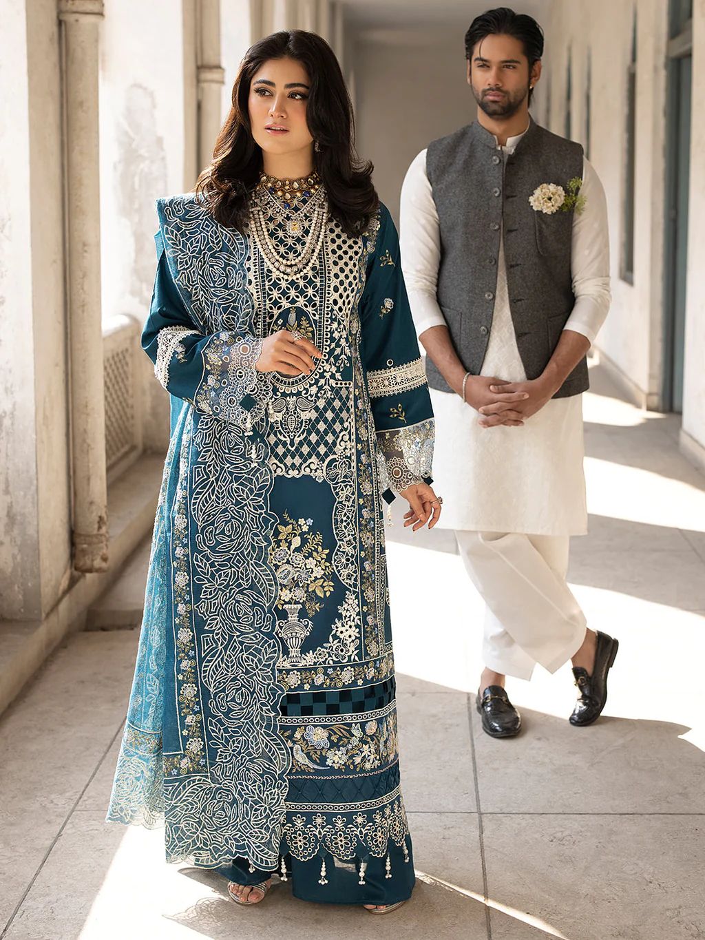 MAHNUR-3PC LAWN EMBROIDERED SHIRT WITH ORGANZA EMBROIDERED DUPATTA AND TROUSER | KF-4609